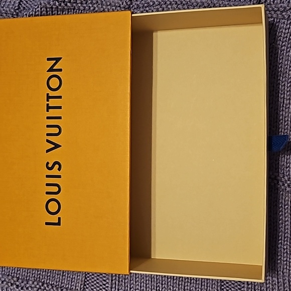 Louis Vuitton Box (Empty) - Picture 2 of 3